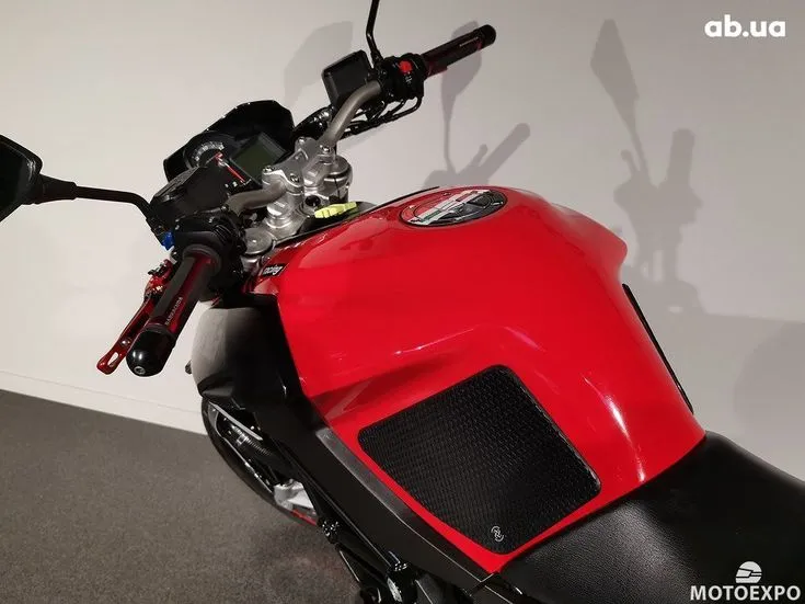 Aprilia Shiver Image 2